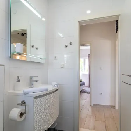 Ela Apartman