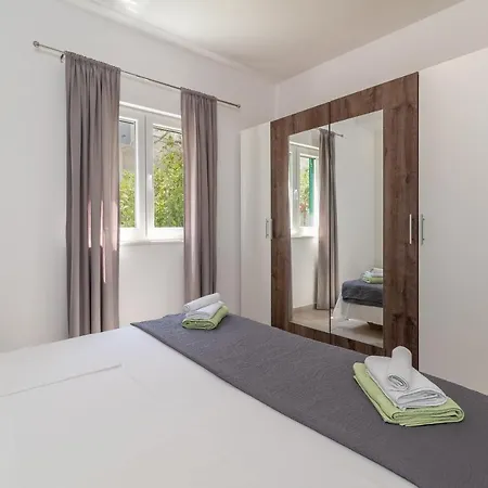 Apartman Ela