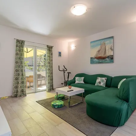 Ela Apartman *