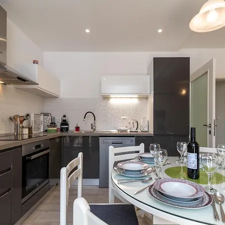 Apartman Ela